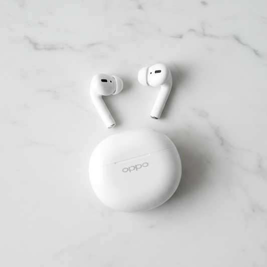 Enco Buds2 – Flat Lay